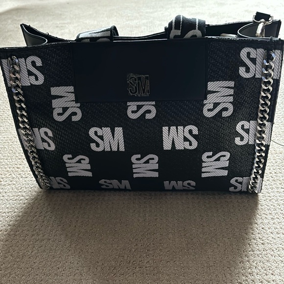 Steve Madden Totes black & White brand new - Picture 3 of 3